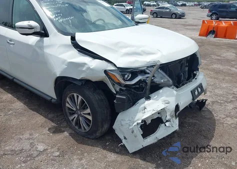 2017 Nissan Pathfinder Sv z USA, uszkodzony, nr VIN 5N1DR2MM9HC646272